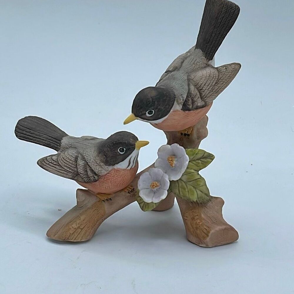 Vintage Lefton Robins on branch with flowers.